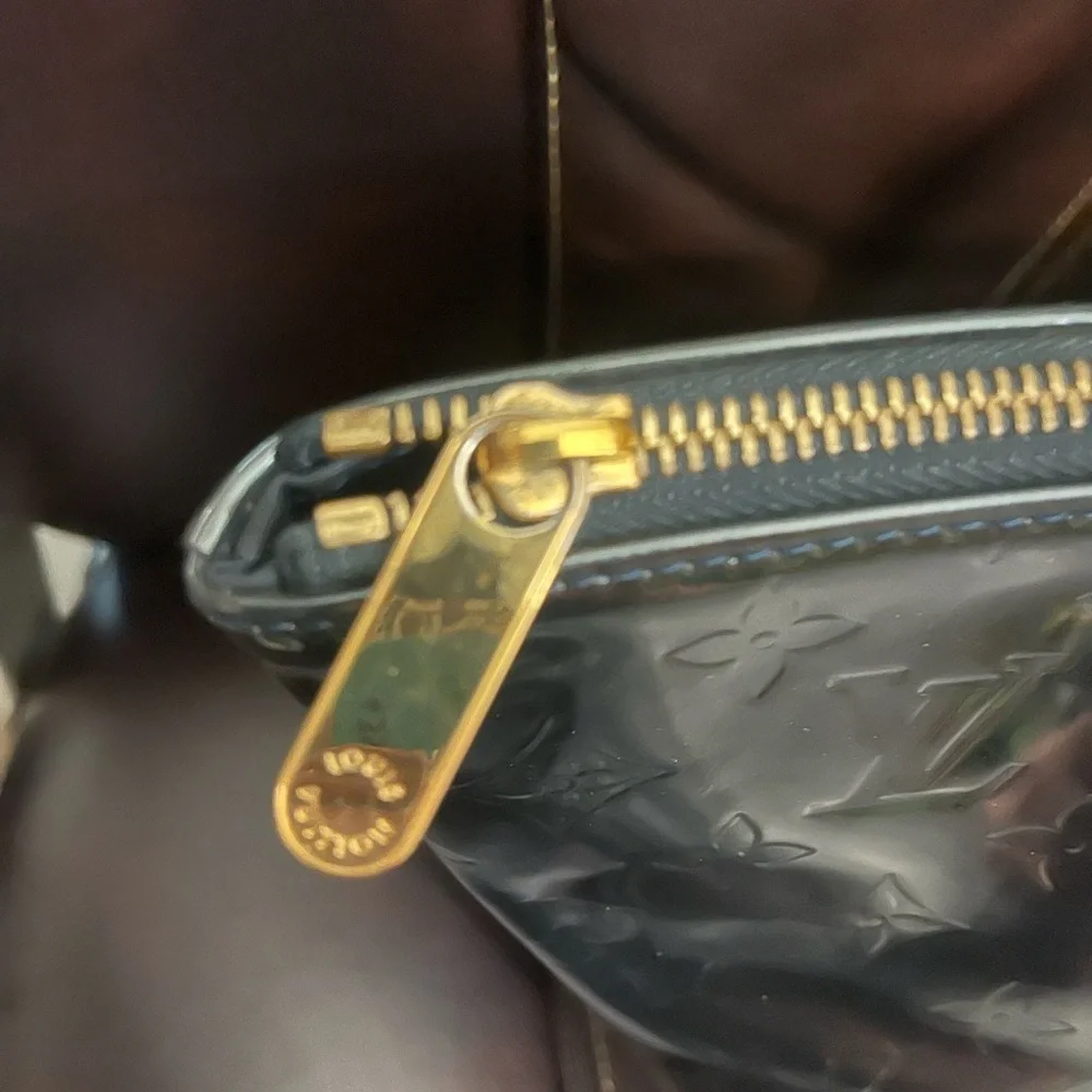 Louis Vuitton Bellevue Green Vernis Tote